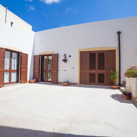 Bianco Sale Trapani Bed and Breakfast Rilievo Εξωτερικό φωτογραφία