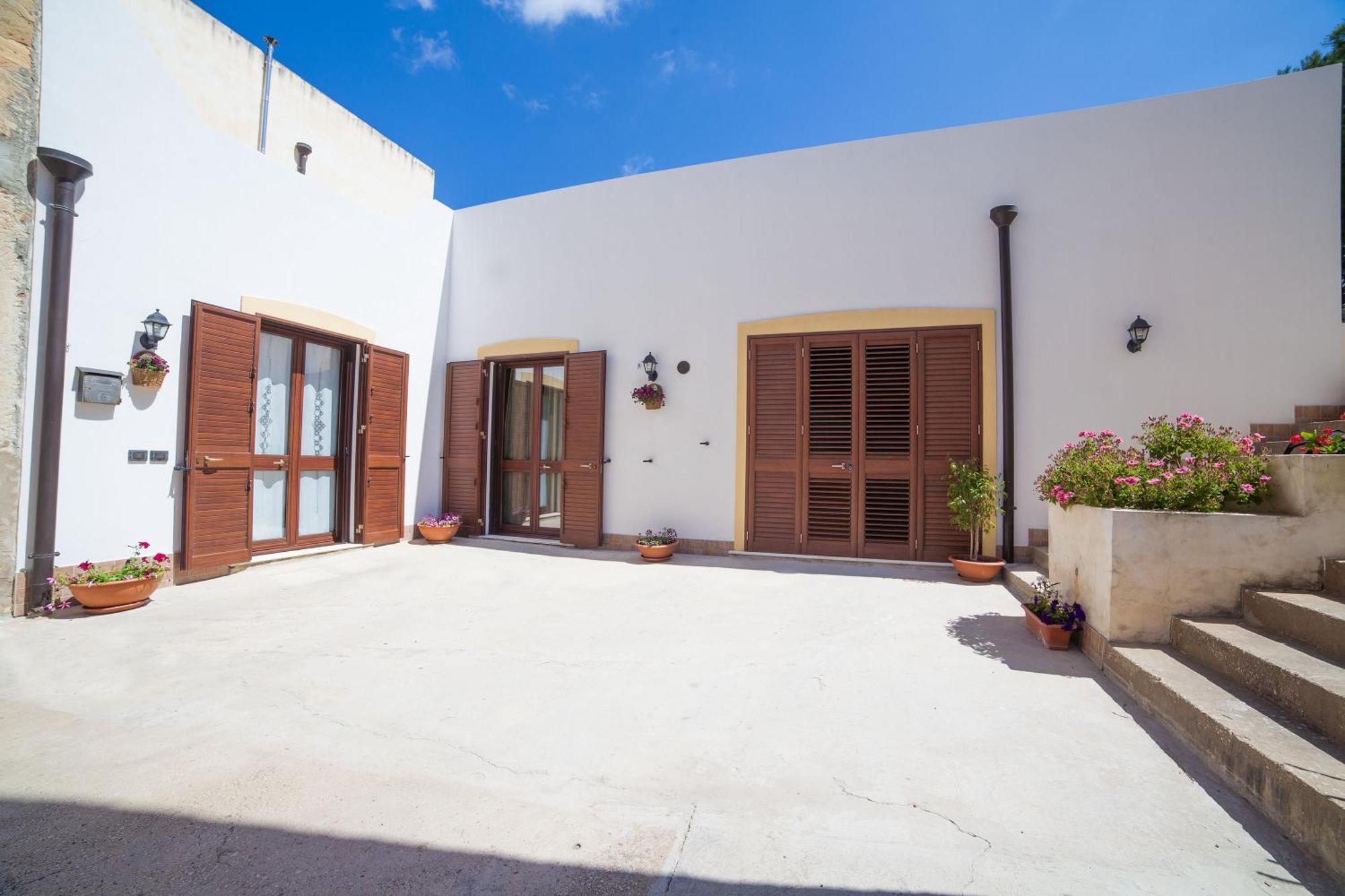 Bianco Sale Trapani Bed and Breakfast Rilievo Εξωτερικό φωτογραφία